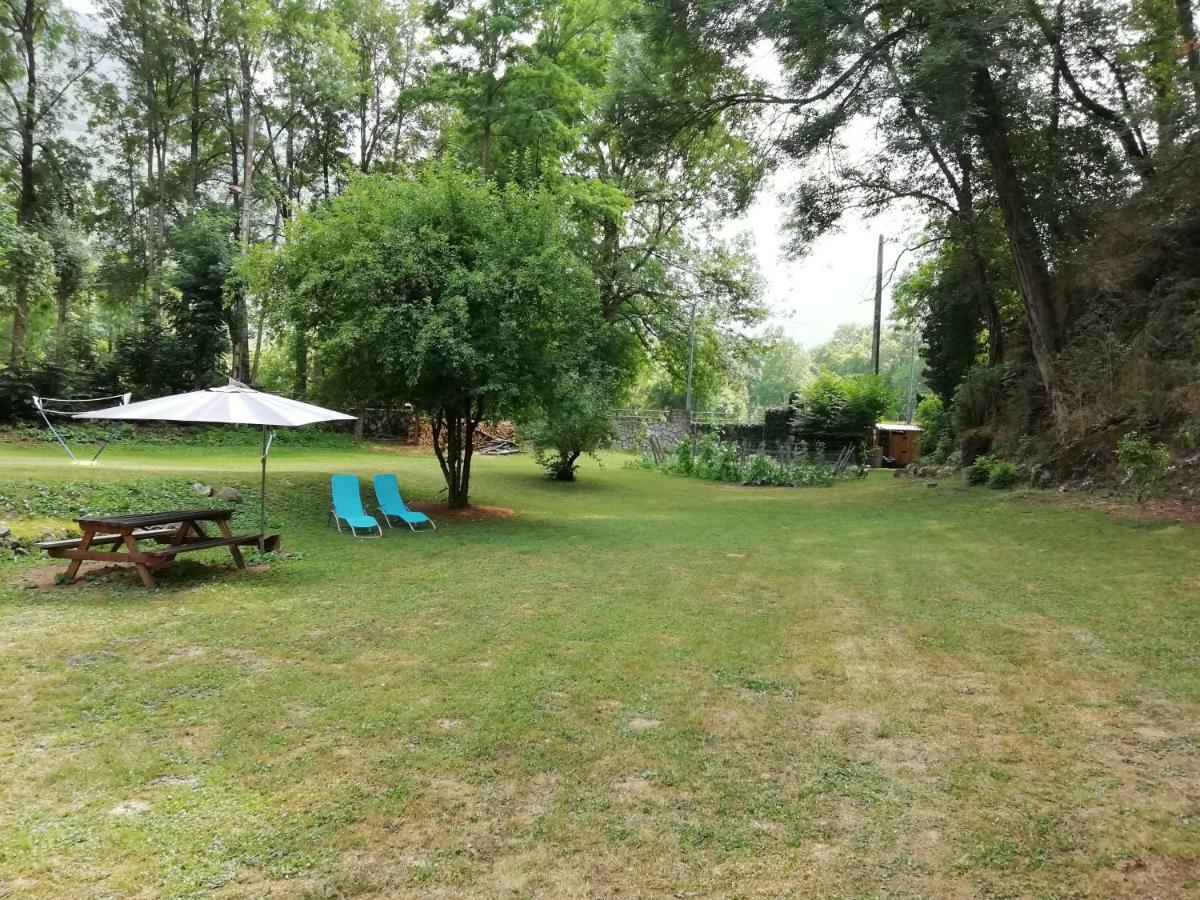Appartement Le Grand Saule à Aston Extérieur photo
